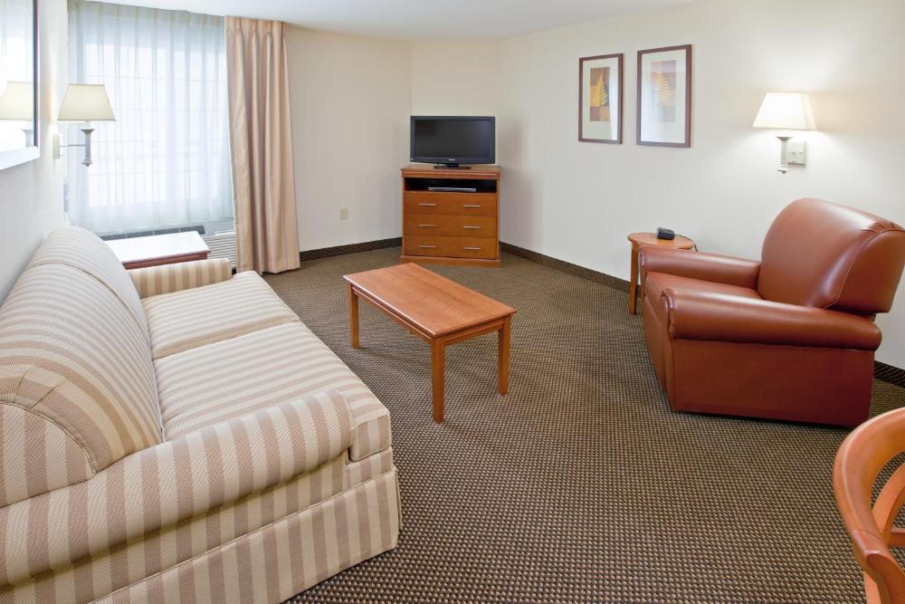One-Bedroom King Suite interior